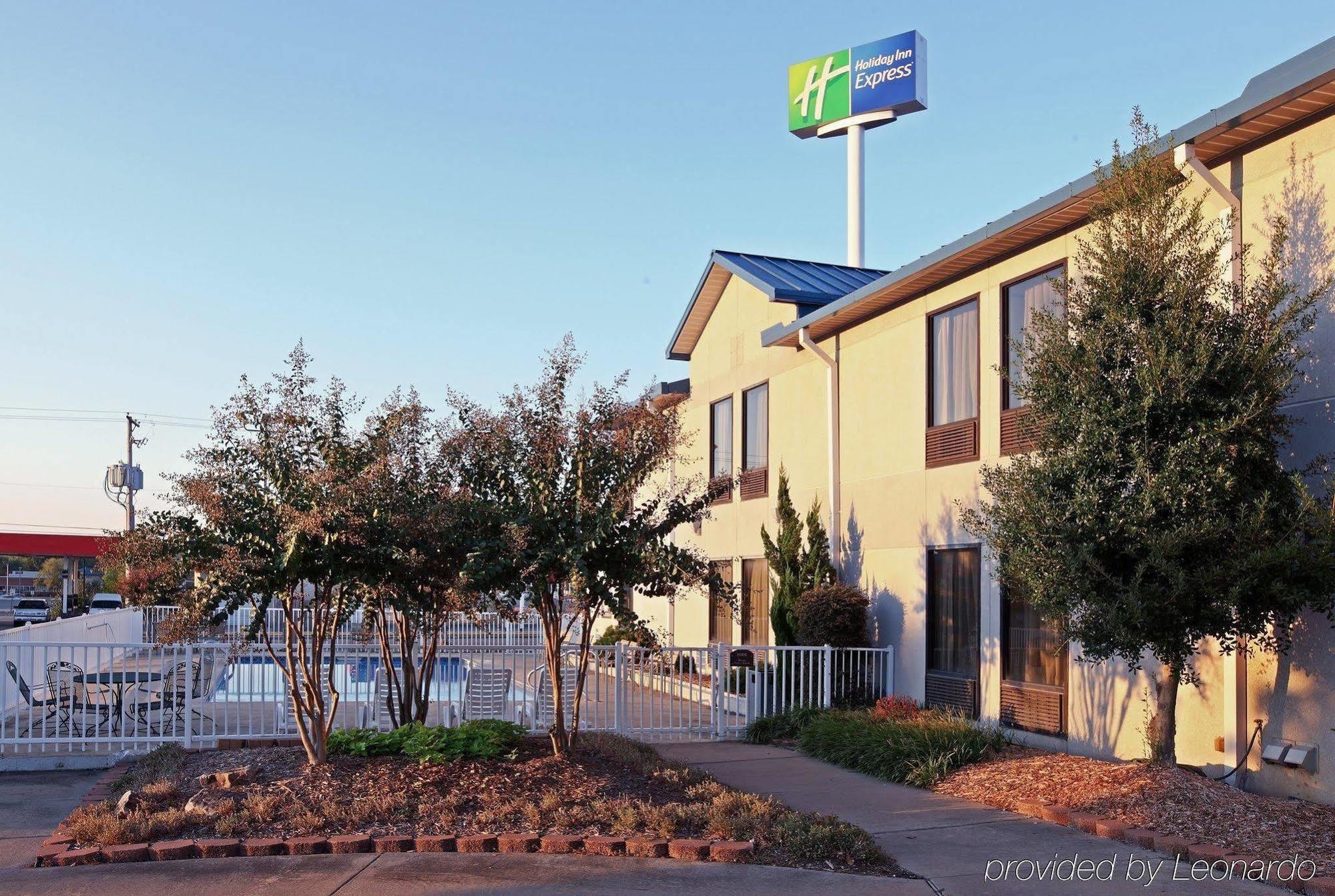 Country Inn & Suites By Radisson, Bryant Little Rock , Ar Exterior foto